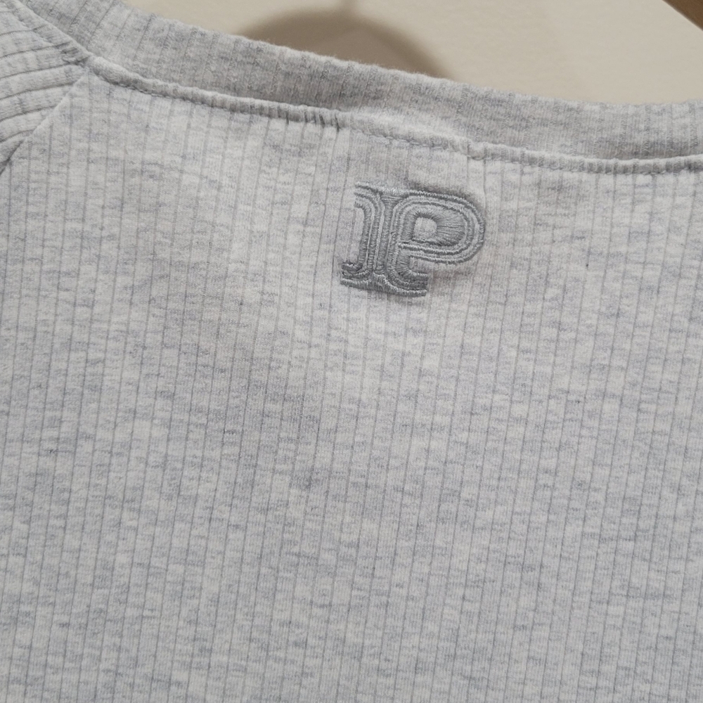 PINK Victoria's Secret Light Gray Ribbed Top